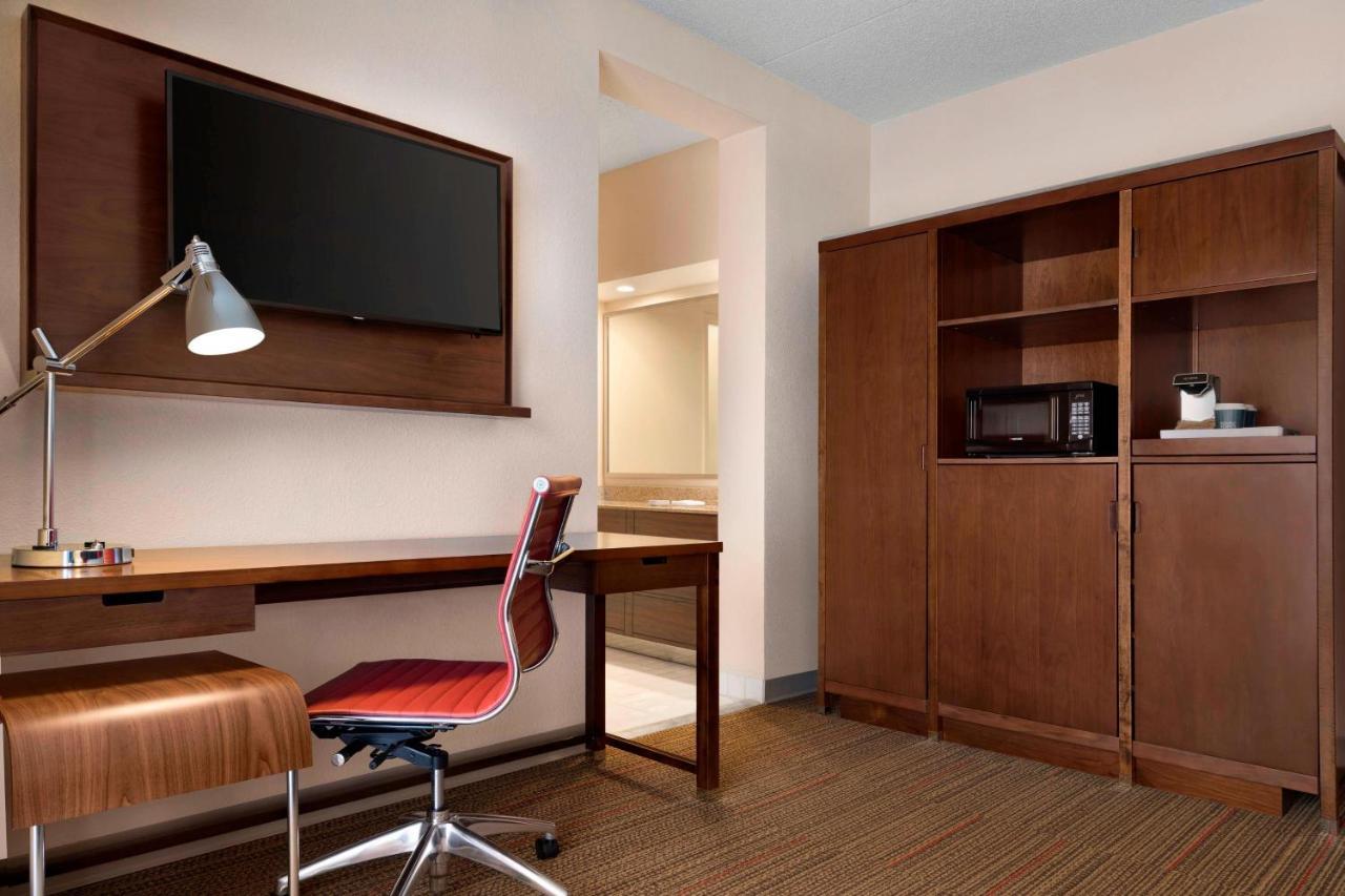 โฟร์ พอยต์ บาย เชอราตัน ราเลจ์ นอร์ท Hotel ราลลี ภายนอก รูปภาพ