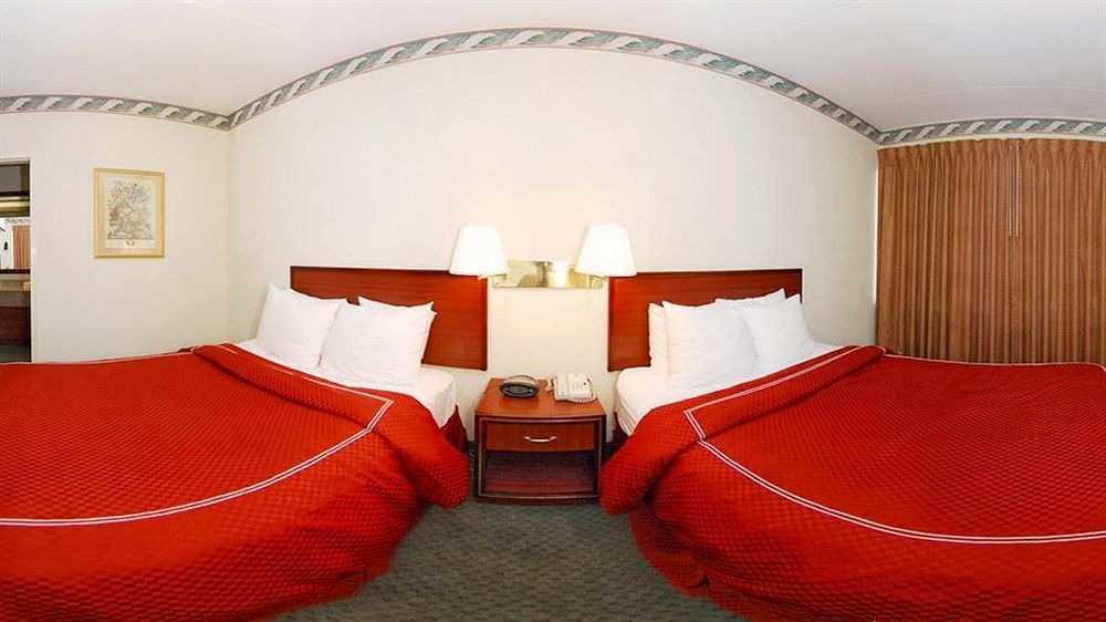 โฟร์ พอยต์ บาย เชอราตัน ราเลจ์ นอร์ท Hotel ราลลี ภายนอก รูปภาพ