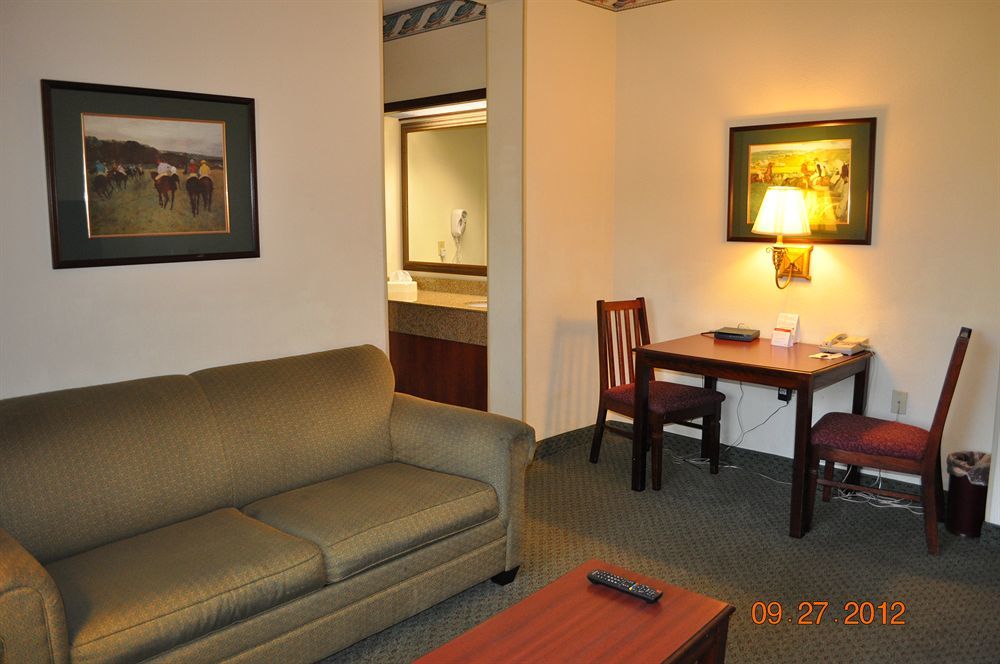 โฟร์ พอยต์ บาย เชอราตัน ราเลจ์ นอร์ท Hotel ราลลี ภายนอก รูปภาพ