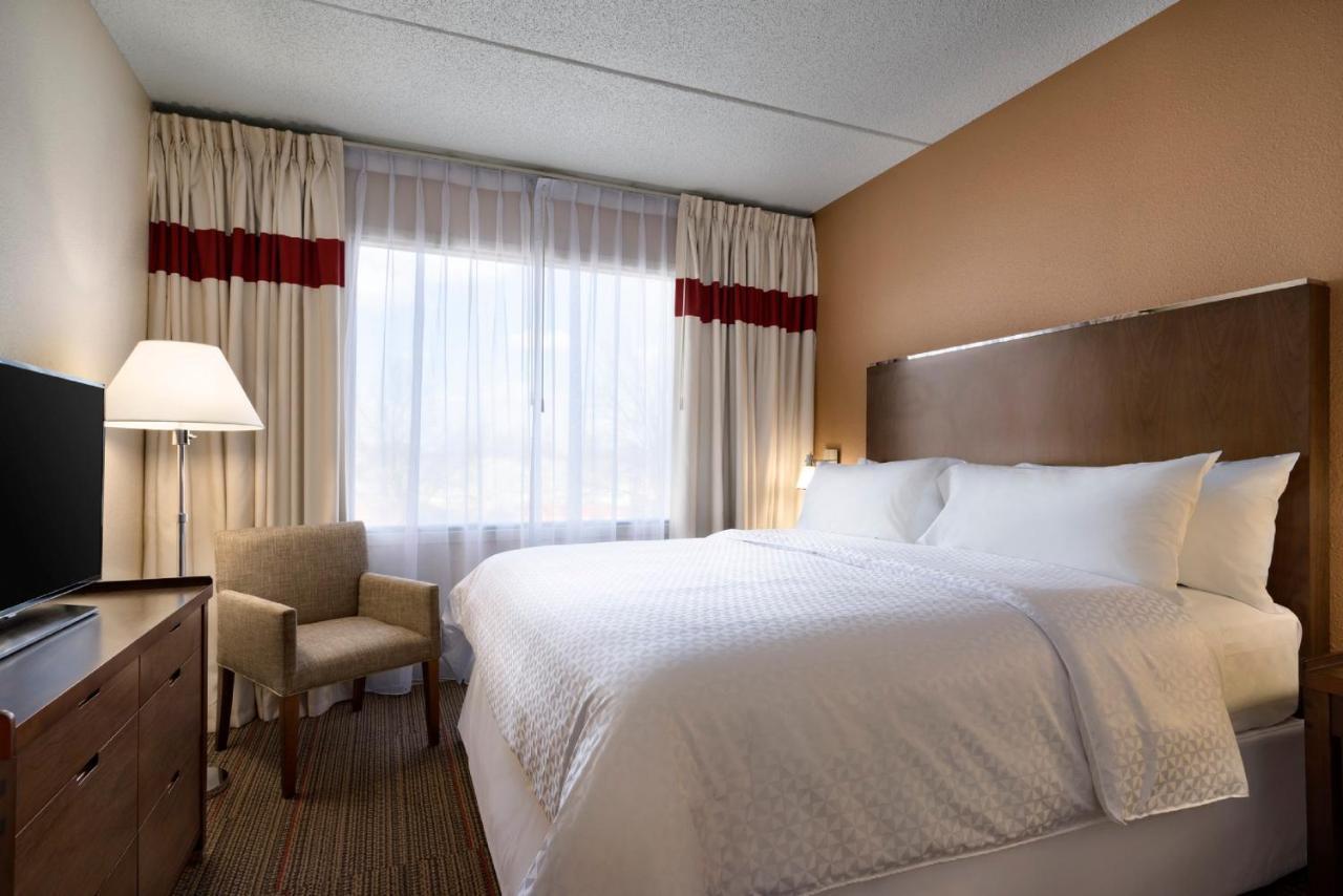 โฟร์ พอยต์ บาย เชอราตัน ราเลจ์ นอร์ท Hotel ราลลี ภายนอก รูปภาพ